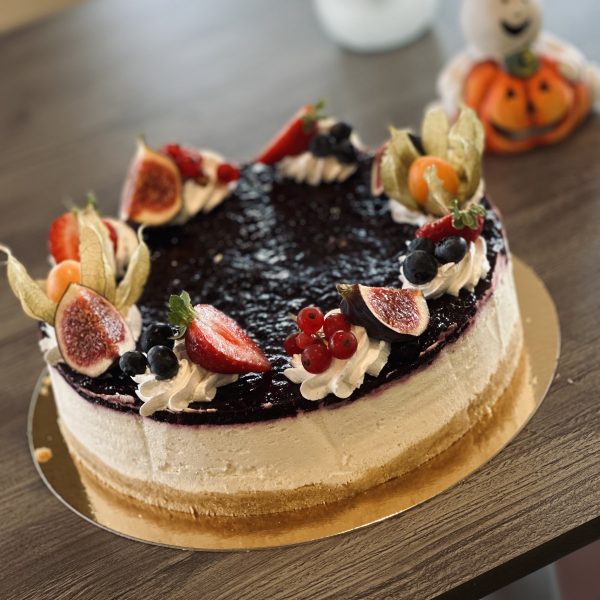 Gyümölcsös sajttorta